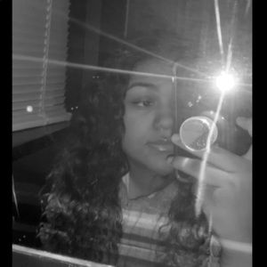 Meet your Posher, Alexandra